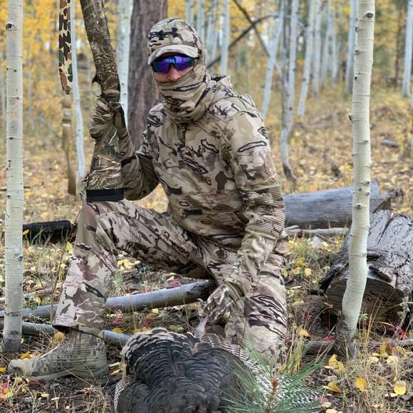 Alec Klemens - Poshmark Profile Picture of Alec Klemens (@alecklemens) on Poshmark