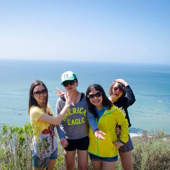 Profile Picture of Lisa Huang (@xhuang62) on Poshmark