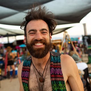 Profile Picture of Foster Snell (@fostertheexplorer) on Instagram