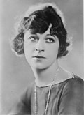 Profile Photo of Fanny Brice - Wikipediaon Wikipedia