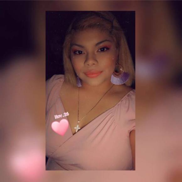 Perla Castrejon - Poshmark Profile Picture of Perla Castrejon (@perlacastrejon) on Poshmark