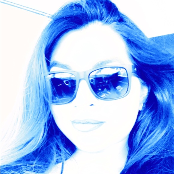 Profile Picture of Lorena Jarvis (@twilight_love) on Poshmark