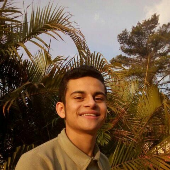 Profile Picture of Kevin Guardado (@johnduarte2199) on Poshmark