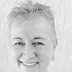 Profile Picture of Sueli Carneiro Millan Nunes (@su_caminu_design) on Instagram