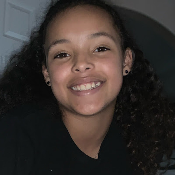 Profile Picture of Matti Berlingeri (@mattiberlingeri) on Poshmark