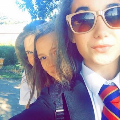 Profile Picture of Jess (@jess_x_hover) on Twitter