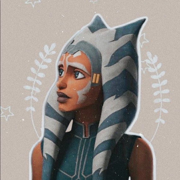 Profile Picture of Kennedy Seuferer (@kkseuf40) on Poshmark