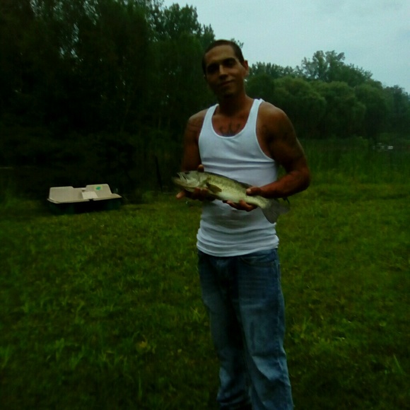 Profile Picture of Robert Craven (@rey1418_____) on Poshmark