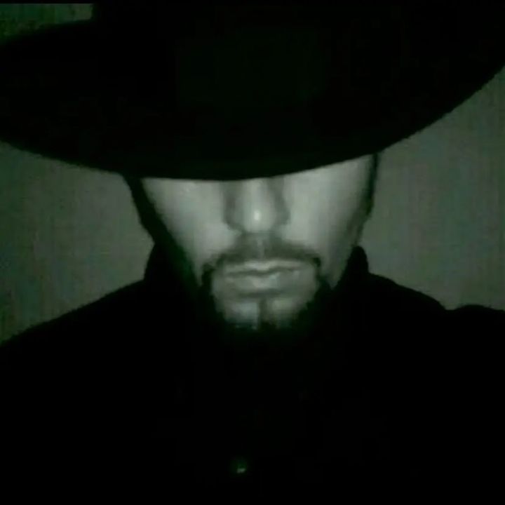 Profile Picture of .bradstroud (@sinsisn0) on Tiktok