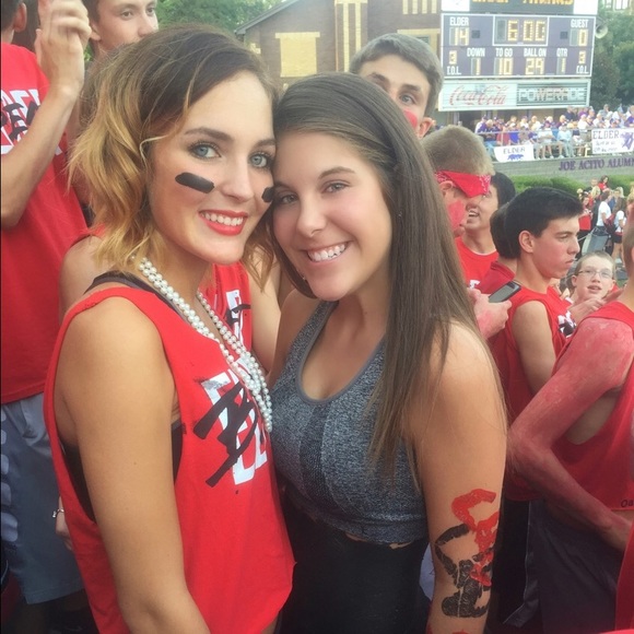 Profile Picture of Hope Stephens (@hopppe3) on Poshmark