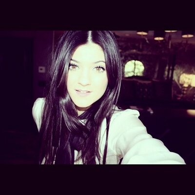 Profile Picture of Amelia Thorne (@ameliathorne1) on Twitter