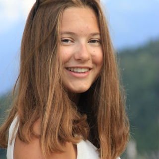 Profile Picture of Laurie Perrin (@LauriePerrin2) on Twitter