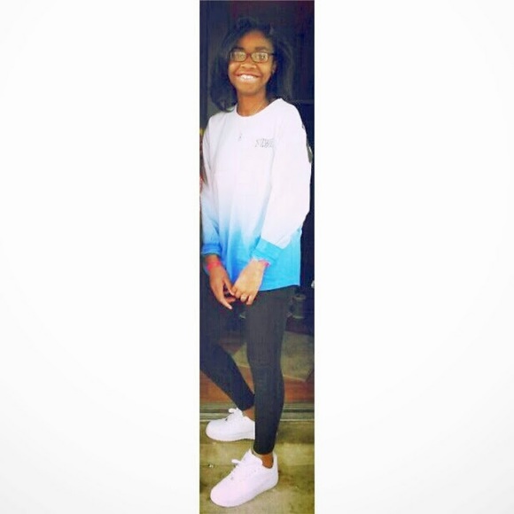 Profile Picture of Nashell Tucker (@nashell01) on Poshmark