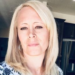 Profile Picture of IrishChivette (@shawnanevins) on Tiktok