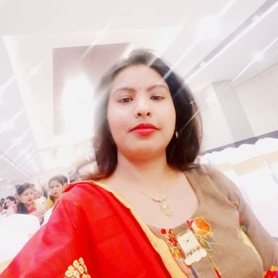 Profile Picture of Poonam Lal (@PoonamLal17) on Twitter