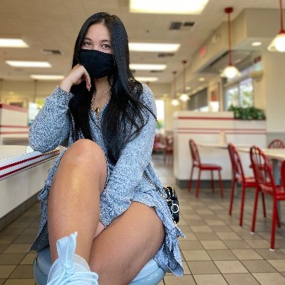 Profile Picture of Jenjen (@CPT_JennyPham) on Twitter