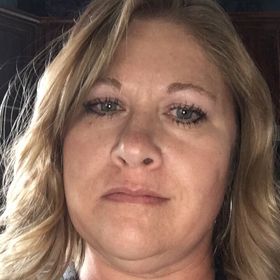 Profile Picture of Heather Long-Sharp (@hsharpteacher) on Pinterest