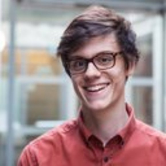 Profile Picture of Steven Brewer (@steven2brewer) on Poshmark