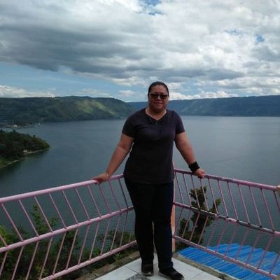 Profile Picture of Christine Foo (@cfoo59) on Twitter