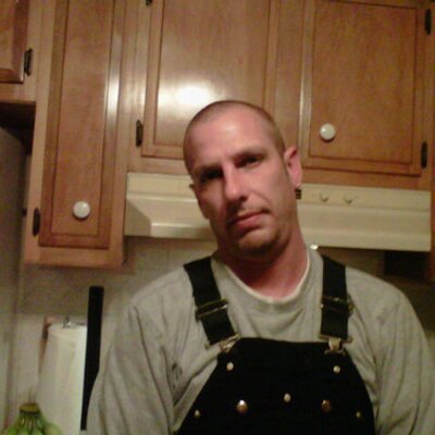 Profile Picture of Mike Lamberson (@mikeylamb34) on Twitter