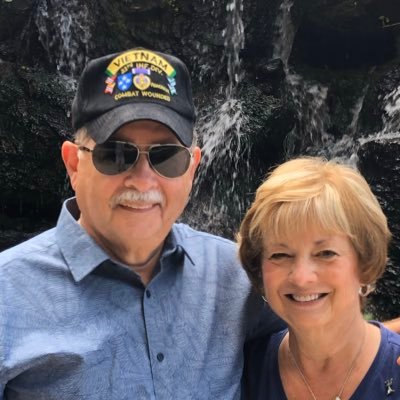 Profile Picture of Robert Lockett (@rdlockettpoppy) on Twitter