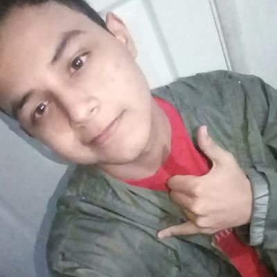 Profile Picture of Mike Barboza (@AndrsBarboza10) on Twitter