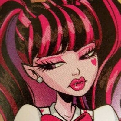 Profile Picture of Lorely🌹 (@_lilayreburiano) on Twitter