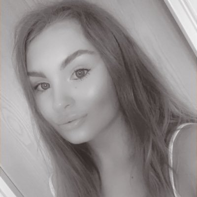 Profile Photo of Cassie Barlow (@CassieBarlow15) on Twitter