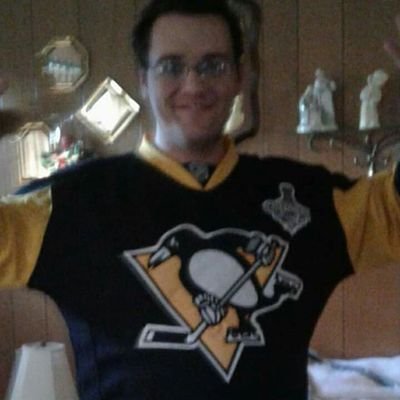 Profile Picture of Jon Pifer (@DarkNaviX72) on Twitter