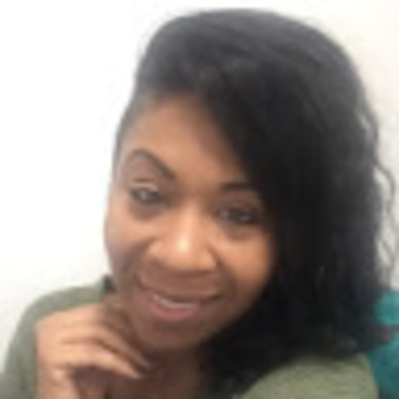 Profile Picture of Noel Brooks (@noelbrooks2005) on Poshmark