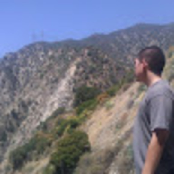Profile Picture of Mike Adrian (@flo1985) on Poshmark