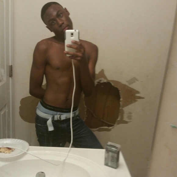 Profile Picture of Bernard Hicks (@smoothice1999) on Poshmark