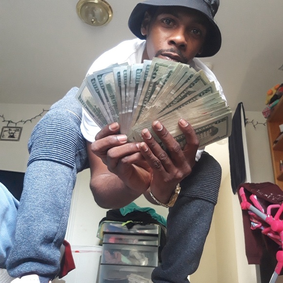 Profile Picture of Jeffery Anderson (@whynotxelo336) on Poshmark