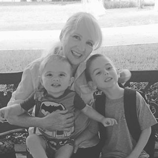 Profile Picture of Laurie Kovac Walpole (@laurie.k.walpole) on Facebook