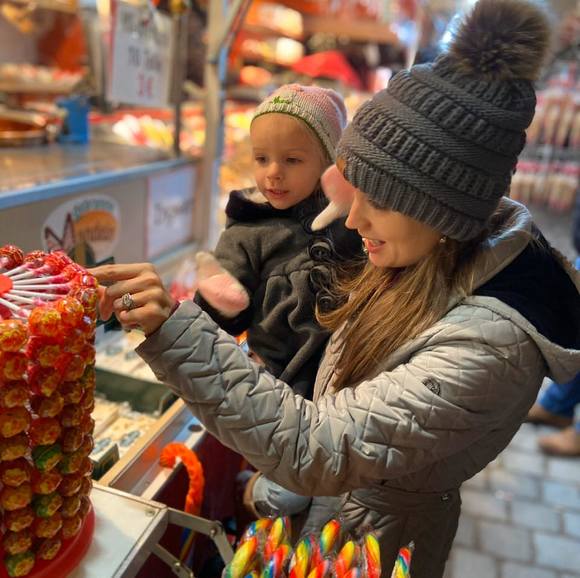 Profile Picture of Nathalie König (@nkonig1) on Poshmark