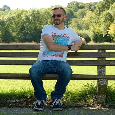 Profile Picture of Aaron Marsh (@VeedubGeezer) on Twitter