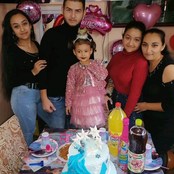 Profile Picture of Robert Vaida (@vaida_robert) on Tiktok