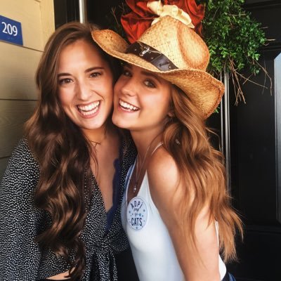 Profile Picture of 𝕂𝕚𝕞𝕓𝕖𝕣𝕝𝕪 𝔹𝕒𝕔𝕜𝕦𝕤 (@BackusKimberly) on Twitter