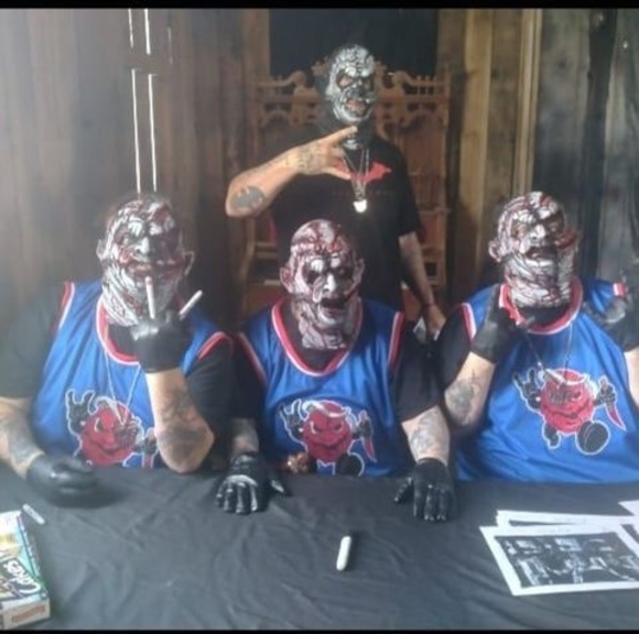 Profile Picture of Anthony Wimer (@juggalobeanz13) on Poshmark