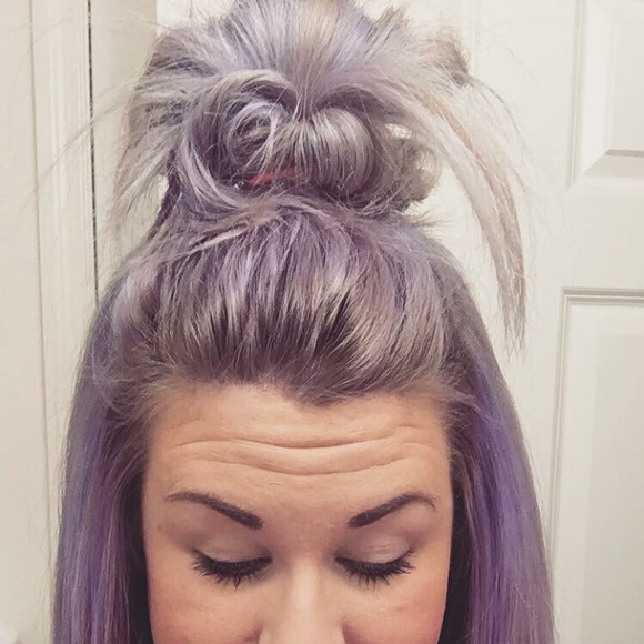 Profile Picture of Danielle Mulloy (@daniellemulloy) on Poshmark