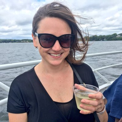 Profile Picture of Brooke Tibbits (@vintagebrooke) on Twitter
