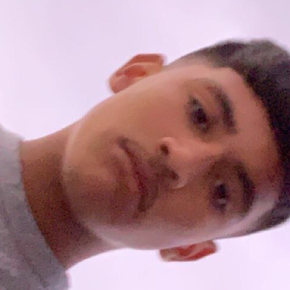 Profile Picture of Fernando Obeso (@fobeso8) on Poshmark