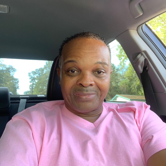 Profile Picture of Clifford Daniels (@daniels728) on Poshmark