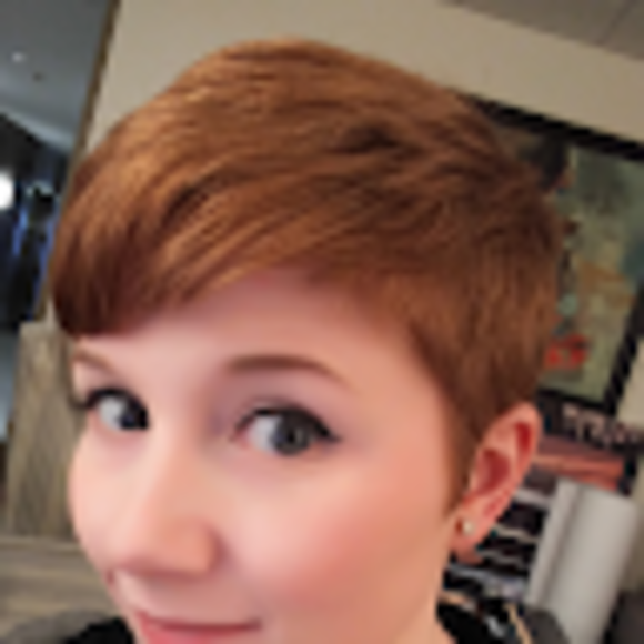 Profile Picture of Amanda Ford (@anford555) on Poshmark