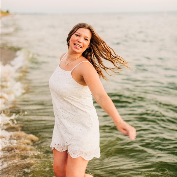 Profile Picture of Ellie Spitters (@elliebean02) on Poshmark