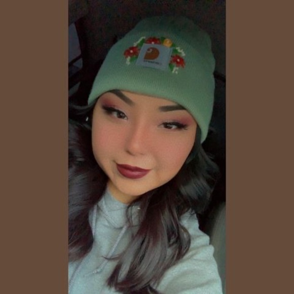 Profile Picture of Timiya Balatche (@timiyabalatche) on Poshmark