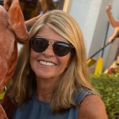 Profile Picture of Martha Winebarger (@cdmw3) on Twitter