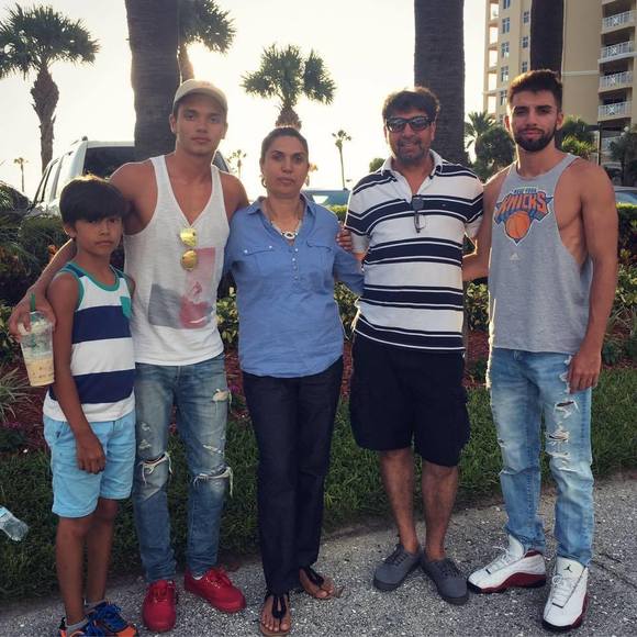 Profile Picture of Agim Hasani (@gimi_usa) on Poshmark