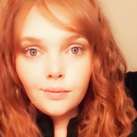 Profile Picture of Angel moore Moore (@angelx694) on Poshmark