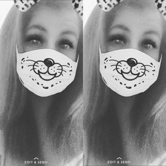 Profile Picture of Elizabeth Westrich (@lizziem97) on Poshmark